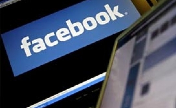 'Facebook ve Apple internete en büyük tehdit'