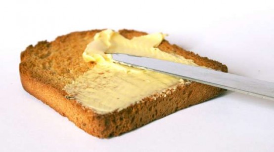 16. Tereyağı ve margarin yerine zeytinyağı ve trans yağı içermeyen besinler tüketiyorum.
