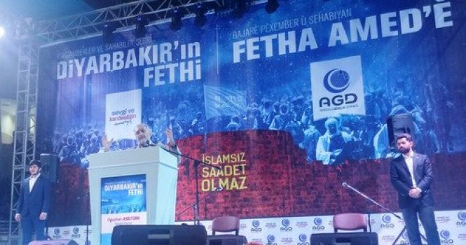 Anadolu Gençlik Diyarbakır’ın Fethini Kutladı