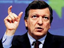 Barroso: Tarihin tozları elinizden kaymasın