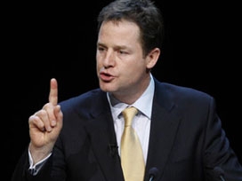 Clegg: İran için endişe duyuyorum
