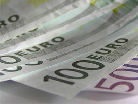 Euro Bölgesi, 700 milyar euroda kaldı