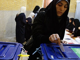 İran'daki seçimde katılım yüzde 64.2