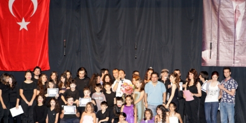  Kartal Belediyesi Drama ve Tiyatro Okulu Yeni Dönem Öğrencilerini Bekliyor
