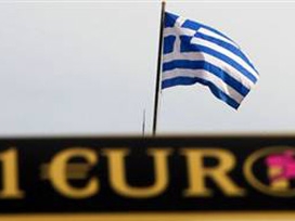 Krizdeki Yunan vatandaşı intihar ediyor!