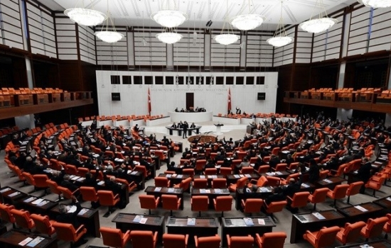MHP'li Alim Işık, Hizmeti Bitirme Planı'nı Meclis'e taşıdı