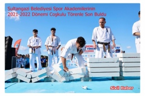 Sultangazi Belediyesi Spor Akademilerinin 2021-2022 Dönemi Coşkulu Törenle Son Buldu